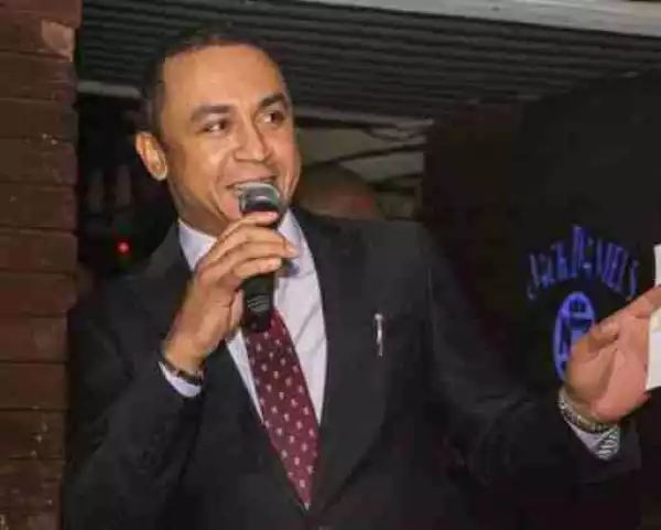 Daddy Freeze Calls Out Singer Samklef For Antagonizing Him. Fans React (Photos)
